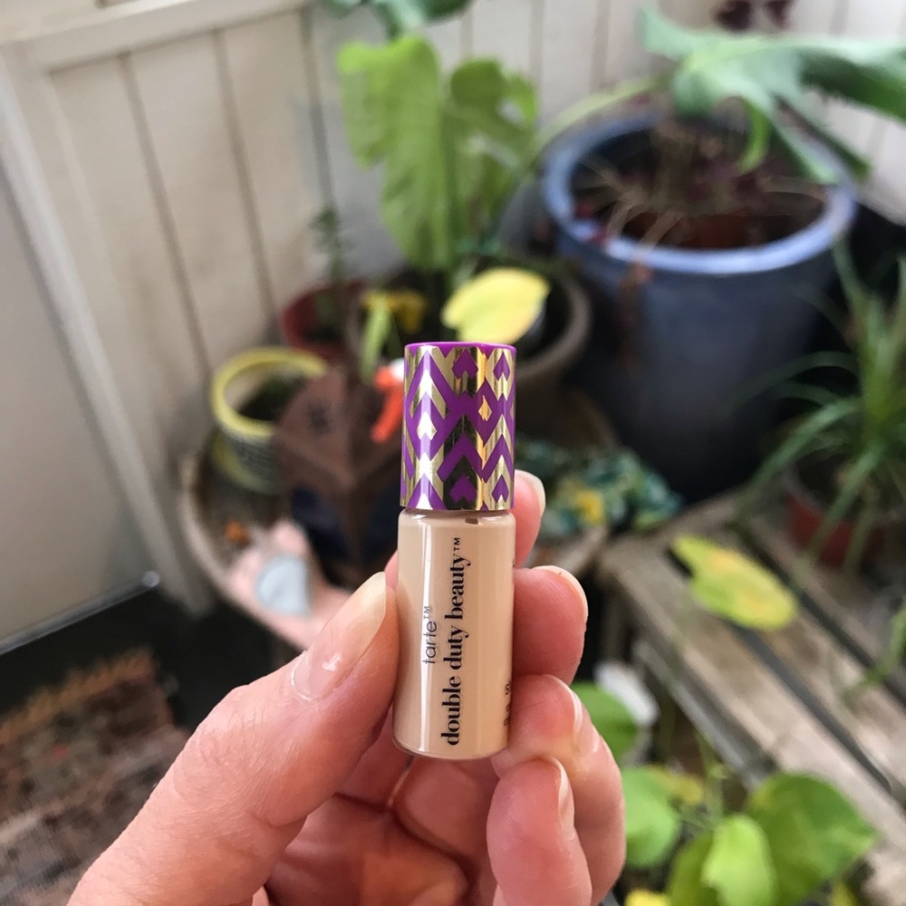 Tarte travel-size shape tape™ concealer in light sand
